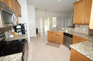 1131 Larkspur St SE, Palm Bay, FL 32909 - Photo 4