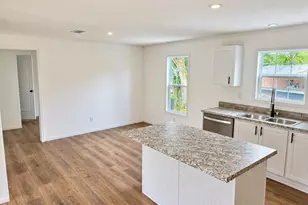 22 Nina Jean Dr, Melbourne, FL 32904 - Photo 4