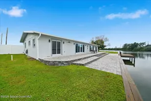 415 Island Dr, Merritt Island, FL 32952 - Photo 32