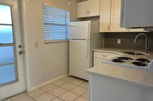 380 N Brevard Ave, Cocoa Beach, FL 32931 - Photo 6