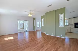 646 Periwinkle Cir, Barefoot Bay, FL 32976 - Photo 4