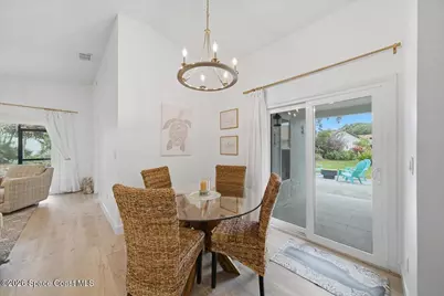 527 Oak Mont Place, Melbourne, FL 32940 - Photo 12