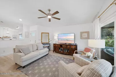 527 Oak Mont Place, Melbourne, FL 32940 - Photo 14