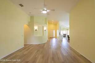 681 Indian Oaks Dr, Melbourne, FL 32901 - Photo 8