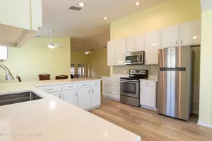 681 Indian Oaks Dr, Melbourne, FL 32901 - Photo 4