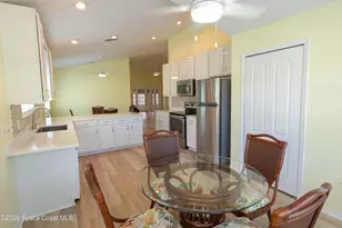 681 Indian Oaks Dr, Melbourne, FL 32901 - Photo 6