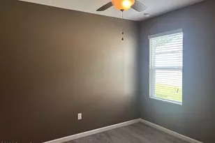 319 Moray Dr SW, Palm Bay, FL 32908 - Photo 20