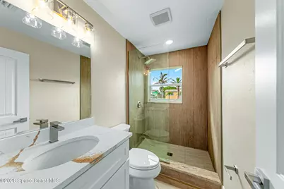 215 NE 2nd Street, Satellite Beach, FL 32937 - Photo 14