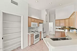 995 Wildwood Dr, Melbourne, FL 32940 - Photo 10