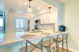 1305 S Atlantic Ave, Cocoa Beach, FL 32931 - Photo 8