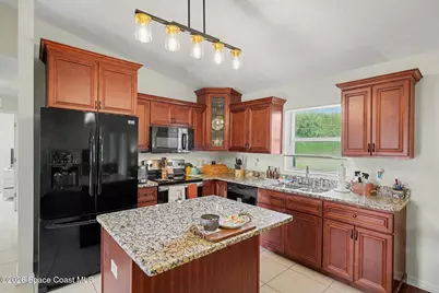 366 Aviation Avenue NE, Palm Bay, FL 32907 - Photo 12