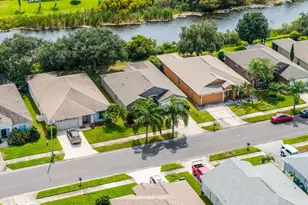 2067 Deercroft Dr, Melbourne, FL 32940 - Photo 4