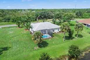 345 Lake View Ln, Grant-Valkaria, FL 32909 - Photo 2
