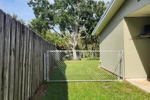 2250 Floridiane Dr, Melbourne, FL 32935 - Photo 42