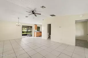 942 NW Sorrel Street NW, Palm Bay, FL 32907 - Photo 4