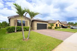 629 Old Country Rd S E, Palm Bay, FL 32909 - Photo 2