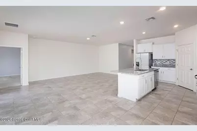 629 Old Country Rd SE, Palm Bay, FL 32909 - Photo 8