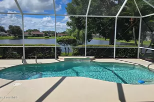 5886 Arlington Cir, Melbourne, FL 32940 - Photo 2