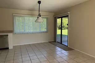 865 NE Nevada Dr NE, Palm Bay, FL 32907 - Photo 4