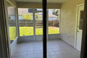865 NE Nevada Dr NE, Palm Bay, FL 32907 - Photo 16