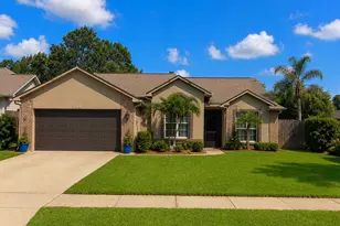 915 Yorktowne Dr, Rockledge, FL 32955 - Photo 1