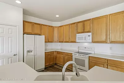 811 Parsons Circle SE, Palm Bay, FL 32909 - Photo 4