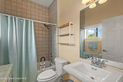 520 7th Square #202, Vero Beach, FL 32962 - Photo 20