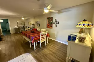 324 Colony Ln, Fort Pierce, FL 34982 - Photo 8