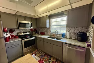 324 Colony Ln, Fort Pierce, FL 34982 - Photo 20