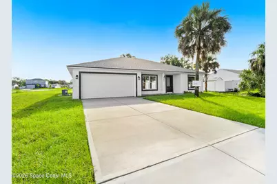 883 Crawford Avenue SE, Palm Bay, FL 32909 - Photo 2