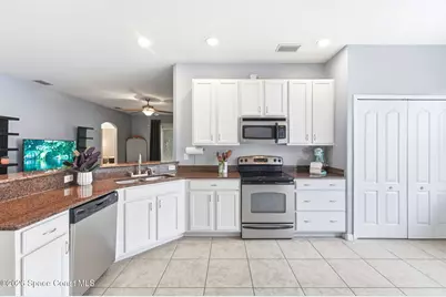 680 Remington Green Drive SE, Palm Bay, FL 32909 - Photo 8