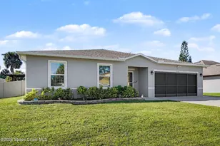 540 Dinner St NE, Palm Bay, FL 32907 - Photo 2
