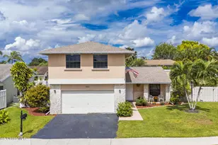 561 Auburn Way, Davie, FL 33325 - Photo 44