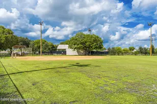 561 Auburn Way, Davie, FL 33325 - Photo 68