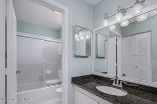 533 S Lakes End Dr, Fort Pierce, FL 34982 - Photo 10