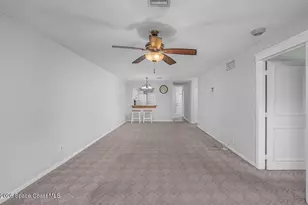 533 S Lakes End Dr, Fort Pierce, FL 34982 - Photo 6