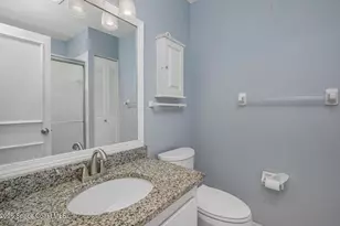533 S Lakes End Dr, Fort Pierce, FL 34982 - Photo 8