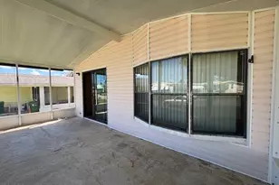 945 Jacaranda Dr, Sebastian, FL 32976 - Photo 6