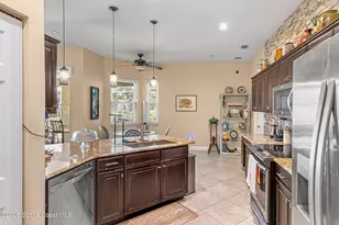 576 Gardendale Cir SE, Palm Bay, FL 32909 - Photo 8