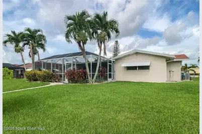 4835 Triton Court W, Cape Coral, FL 33904 - Photo 4