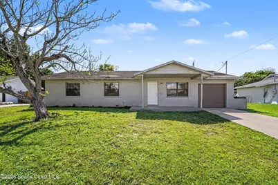1565 Country Club Boulevard, Titusville, FL 32780 - Photo 2