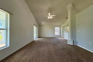 670 Americana Blvd NW, Palm Bay, FL 32907 - Photo 18