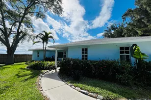 1467 Newfound Harbor Dr, Merritt Island, FL 32952 - Photo 6