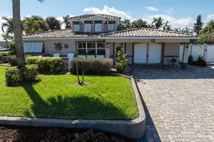 121 Desoto Pkwy, Satellite Beach, FL 32937 - Photo 1