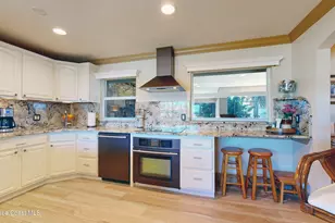 121 Desoto Pkwy, Satellite Beach, FL 32937 - Photo 8