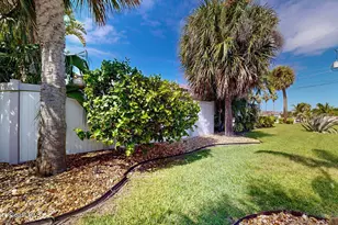 121 Desoto Pkwy, Satellite Beach, FL 32937 - Photo 42