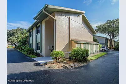910 E Causeway Boulevard #C13, Vero Beach, FL 32963 - Photo 2
