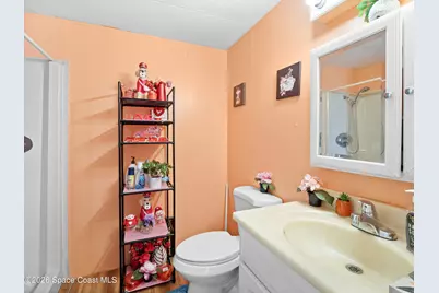 1919 Live Oak Street NE, Palm Bay, FL 32905 - Photo 10