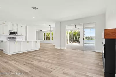 572 Oceanside Boulevard, Melbourne, FL 32903 - Photo 8