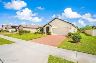 7419 Tourmaline Dr, Grant-Valkaria, FL 32949 - Photo 4